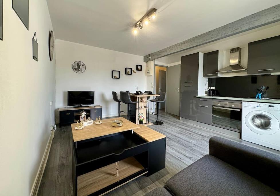 Isval Wifi-Hyper Centre Cognac Apartman Kültér fotó