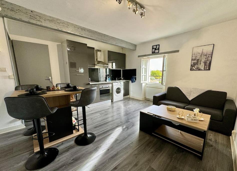 Isval Wifi-Hyper Centre Cognac Apartman Kültér fotó